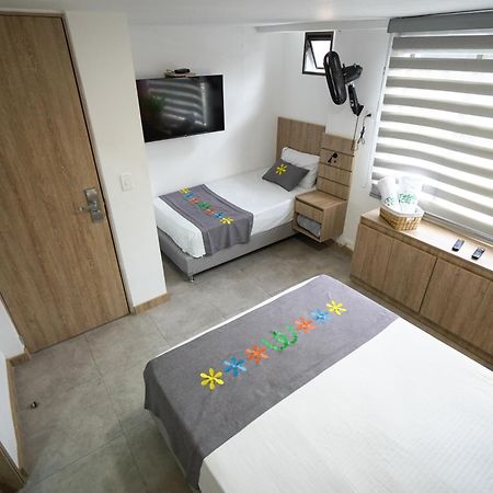 Hotel Medallo City Medellín Buitenkant foto