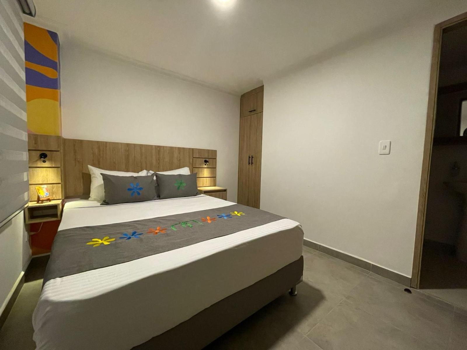 Hotel Medallo City Medellín Buitenkant foto
