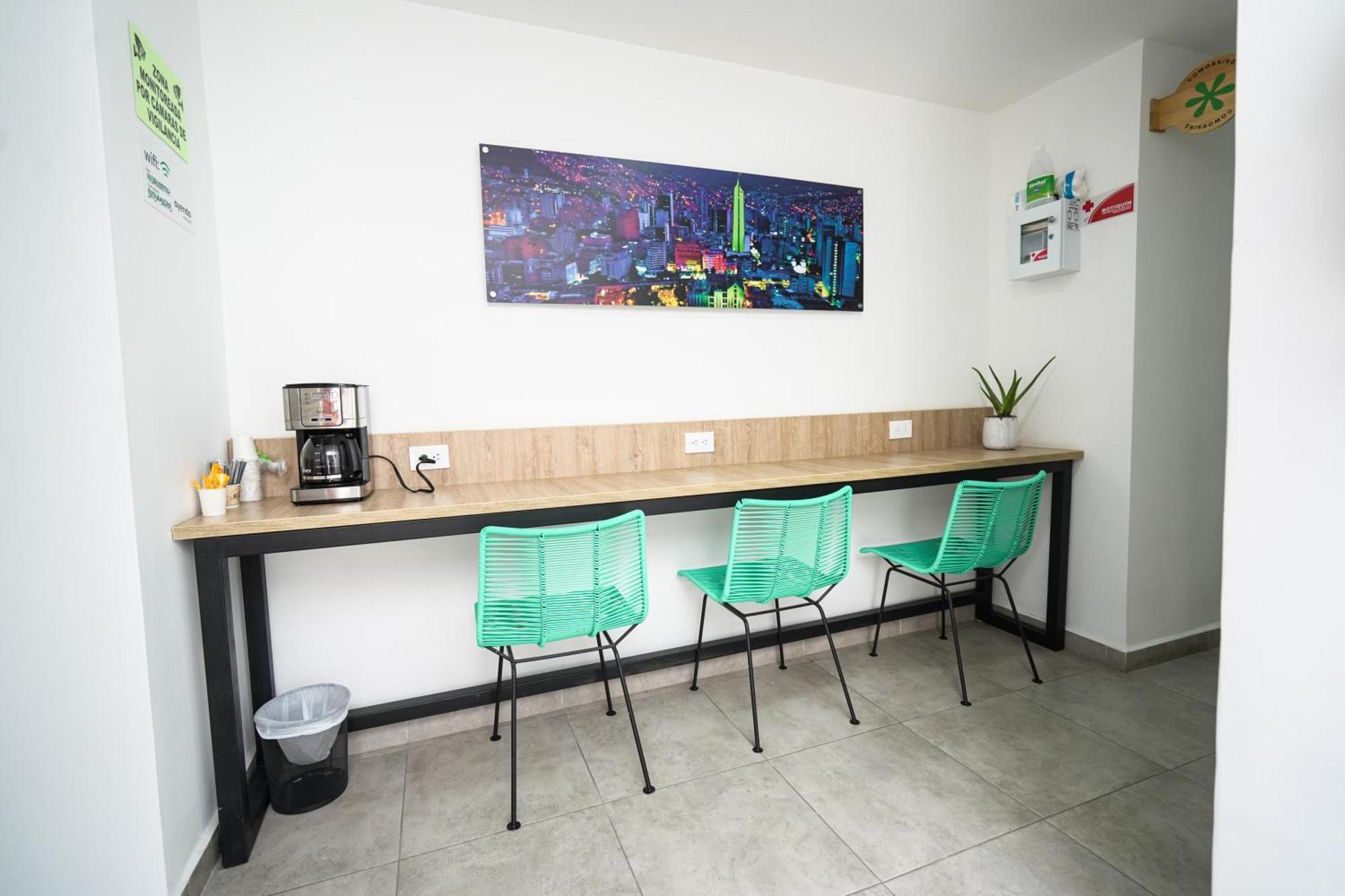 Hotel Medallo City Medellín Buitenkant foto